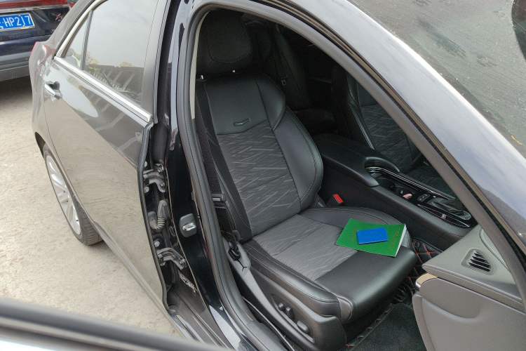Used Cadillac ATS-L 2017 28T Tech Edition Right Front Seat