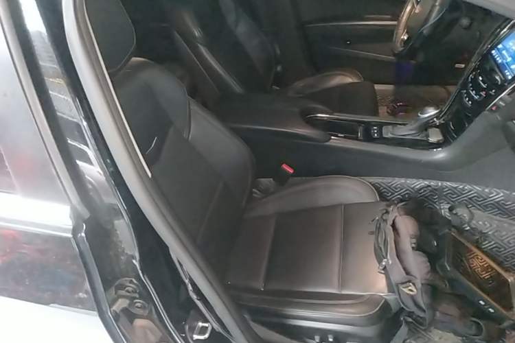 Used Cadillac ATS-L 2017 28T Fashion Edition Right Front Seat
