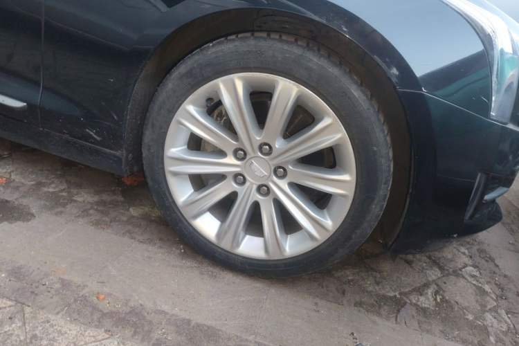 Used Cadillac ATS-L 2017 28T Fashion Edition Right Front Wheel Hub