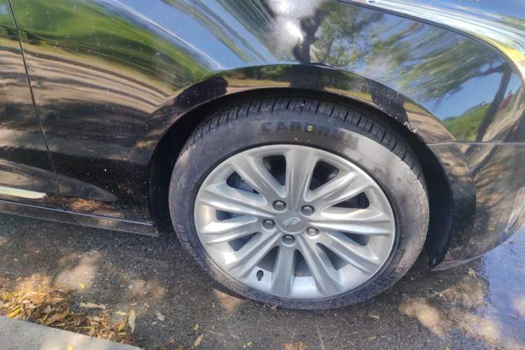 Used Cadillac ATS-L 2017 28T Fashion Edition Right Front Wheel Hub