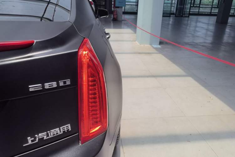 Used Cadillac ATS-L 2017 28T Fashion Edition Right Rear Taillight