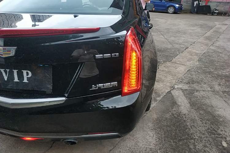 Used Cadillac ATS-L 2017 28T Tech Edition Right Rear Taillight