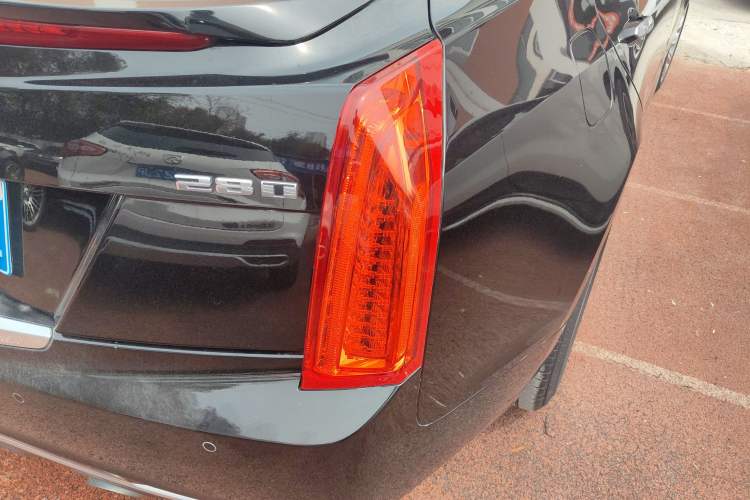 Used Cadillac ATS-L 2017 28T Tech Edition Right Rear Taillight