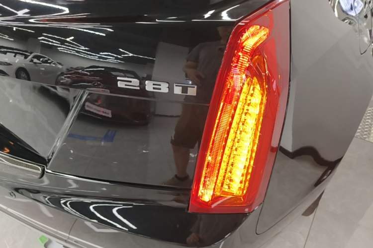 Used Cadillac ATS-L 2017 28T Tech Edition Right Rear Taillight
