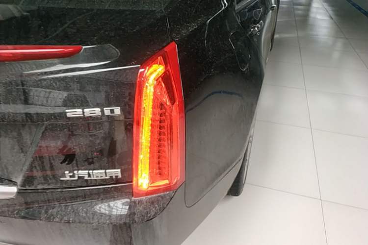 Used Cadillac ATS-L 2017 28T Fashion Edition Right Rear Taillight