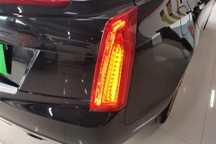 Used Cadillac ATS-L 2017 28T Tech Edition Right Rear Taillight