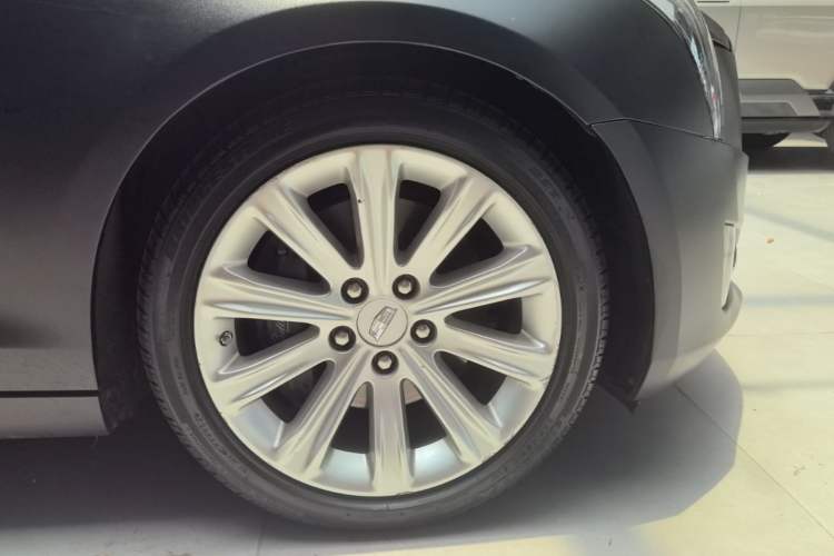 Used Cadillac ATS-L 2017 28T Fashion Edition Right Rear Wheel Hub