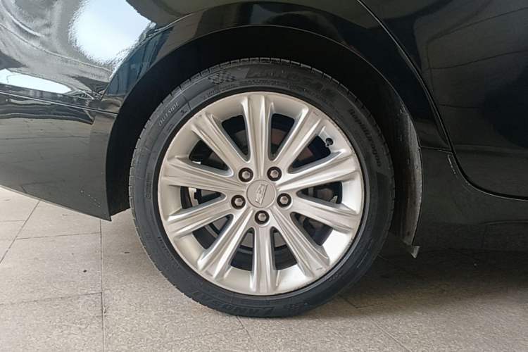 Used Cadillac ATS-L 2017 28T Tech Edition Right Rear Wheel Hub