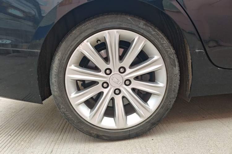 Used Cadillac ATS-L 2017 28T Tech Edition Right Rear Wheel Hub