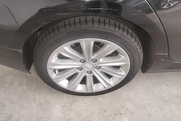 Used Cadillac ATS-L 2017 28T Tech Edition Right Rear Wheel Hub