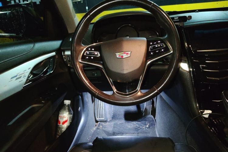 Used Cadillac ATS-L 2017 28T Fashion Edition Steering Wheel