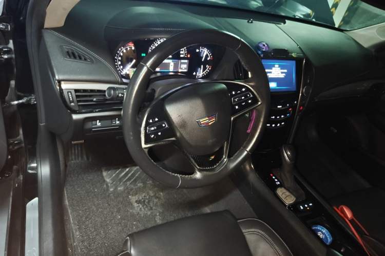 Used Cadillac ATS-L 2017 28T Fashion Edition Steering Wheel