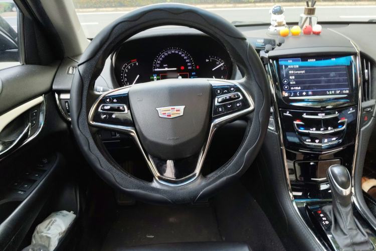 Used Cadillac ATS-L 2017 28T Fashion Edition Steering Wheel