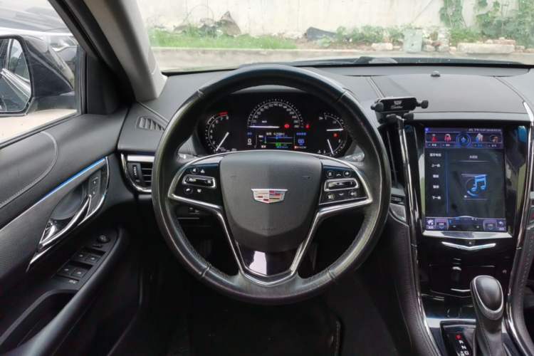 Used Cadillac ATS-L 2017 28T Tech Edition Steering Wheel
