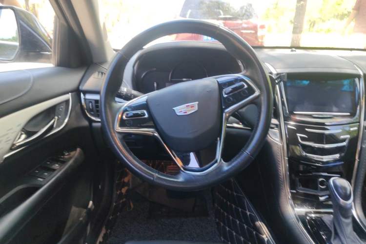 Used Cadillac ATS-L 2017 28T Fashion Edition Steering Wheel
