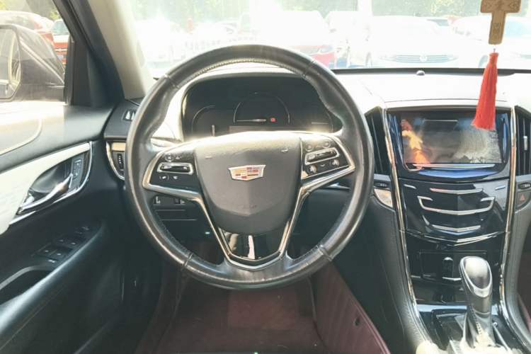 Used Cadillac ATS-L 2017 28T Fashion Edition Steering Wheel