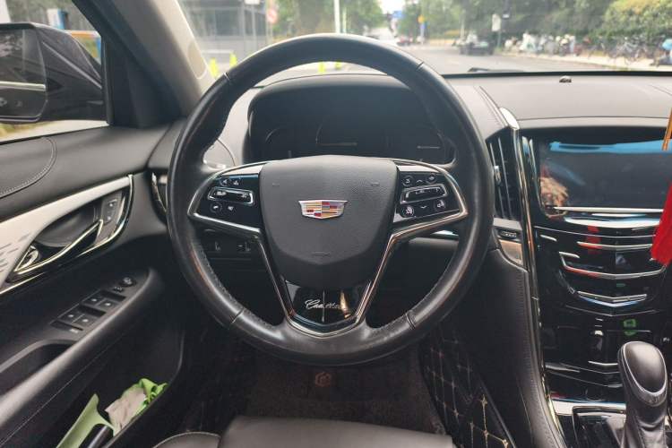 Used Cadillac ATS-L 2017 28T Fashion Edition Steering Wheel