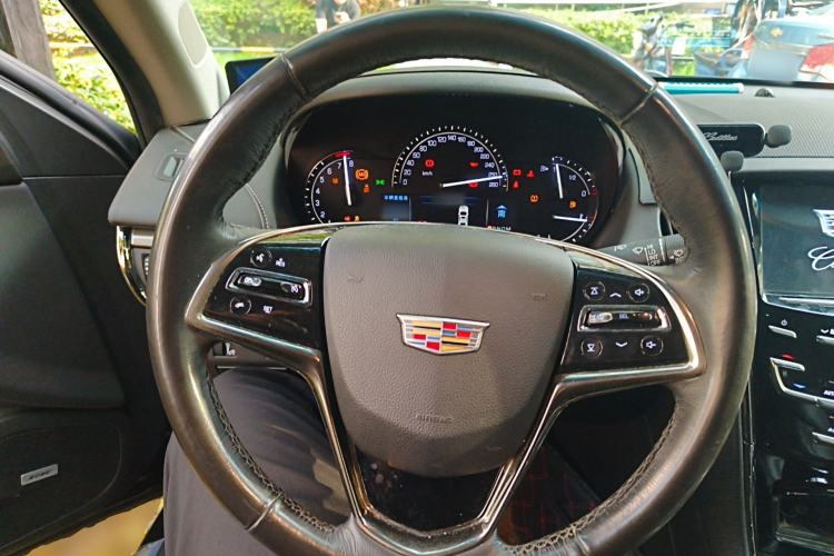 Used Cadillac ATS-L 2017 28T Tech Edition Steering Wheel