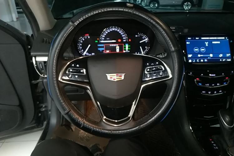 Used Cadillac ATS-L 2017 28T Fashion Edition Steering Wheel