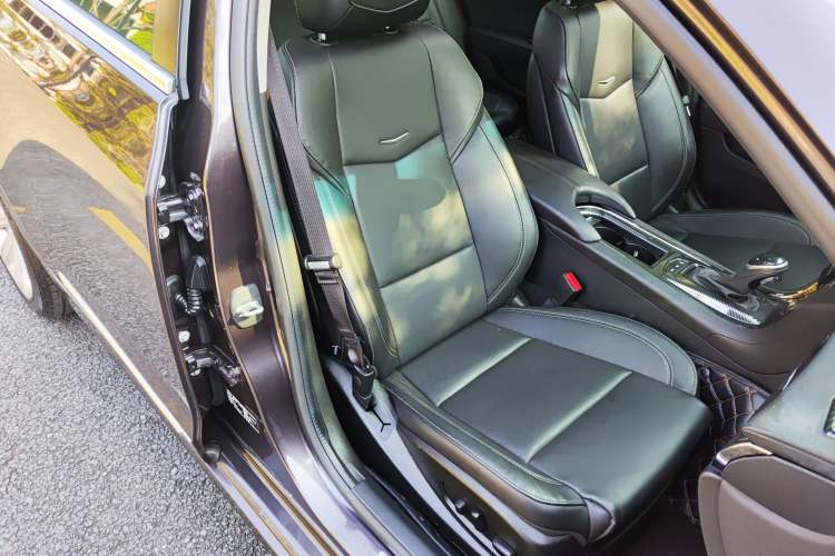 Used Cadillac ATS-L 2017 28T Fashion Edition Interior 13