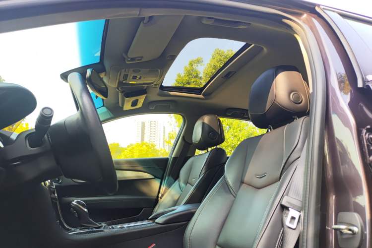 Used Cadillac ATS-L 2017 28T Fashion Edition Interior 6