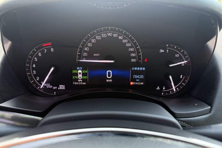 Used Cadillac ATS-L 2017 28T Tech Edition Odometer Close Up