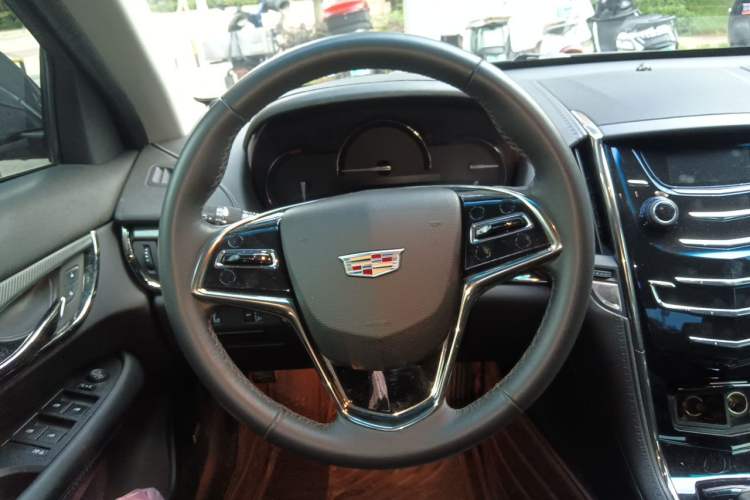 Used Cadillac ATS-L 2017 28T Tech Edition Steering Wheel