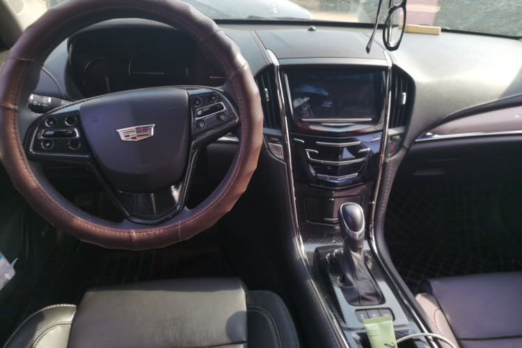 Used Cadillac ATS-L 2017 28T Fashion Edition Center Console