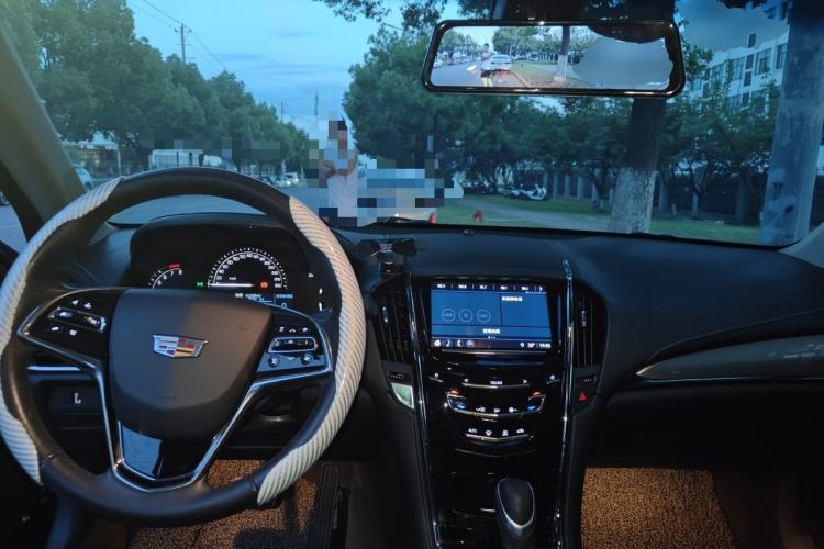 Used Cadillac ATS-L 2017 28T Fashion Edition Center Console