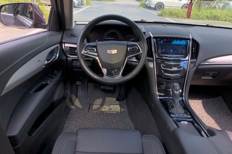 Used Cadillac ATS-L 2017 28T Fashion Edition Center Console