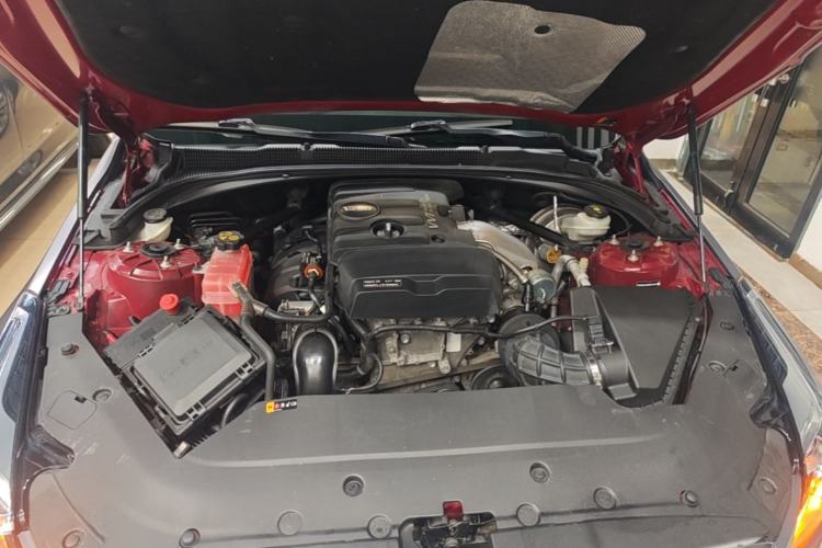 Used Cadillac ATS-L 2017 28T Tech Edition Engine Bay