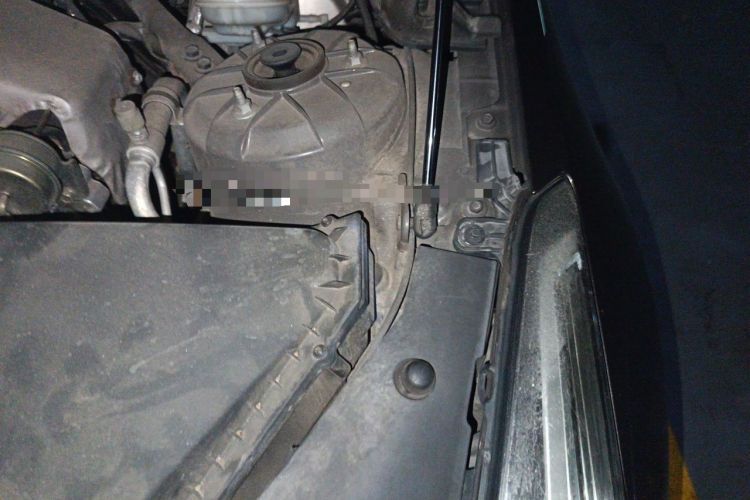 Used Cadillac ATS-L 2017 28T Tech Edition Engine Bay Left
