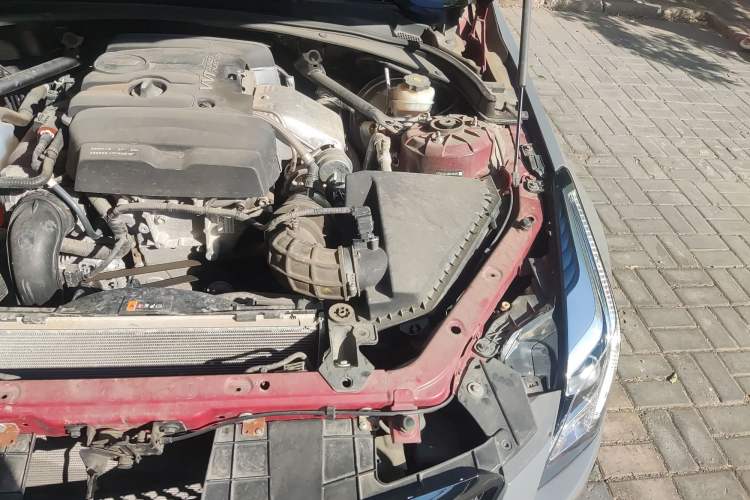 Used Cadillac ATS-L 2017 28T Fashion Edition Engine Bay Left