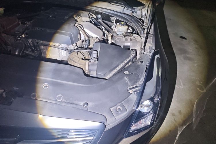 Used Cadillac ATS-L 2017 28T Tech Edition Engine Bay Left