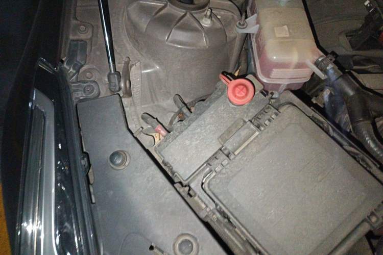 Used Cadillac ATS-L 2017 28T Tech Edition Engine Bay Right