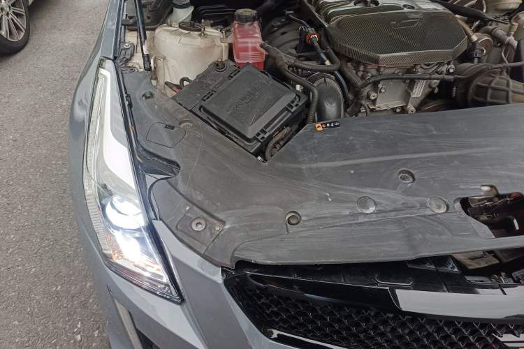 Used Cadillac ATS-L 2017 28T Fashion Edition Engine Bay Right
