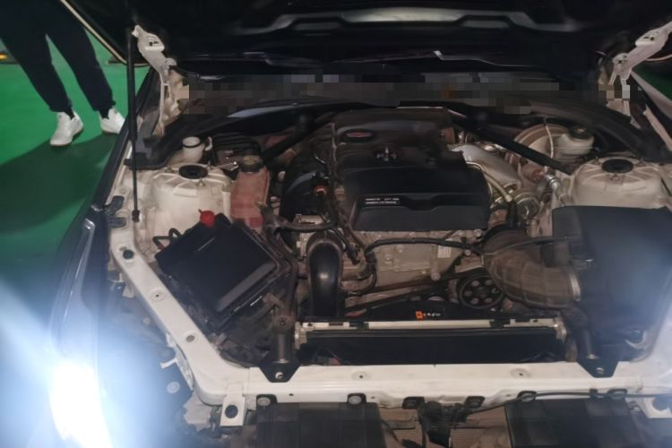 Used Cadillac ATS-L 2017 28T Tech Edition Engine Bay Right