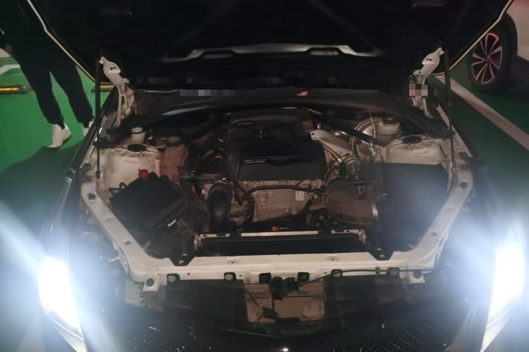 Used Cadillac ATS-L 2017 28T Tech Edition Engine Bay