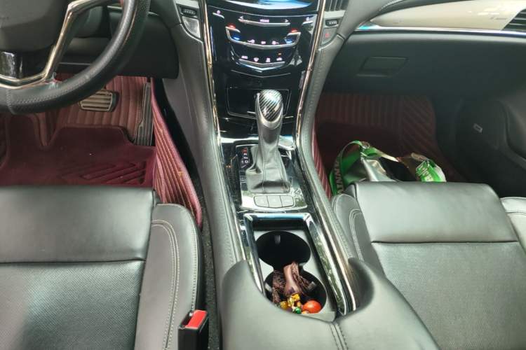 Used Cadillac ATS-L 2017 28T Fashion Edition Gear Lever
