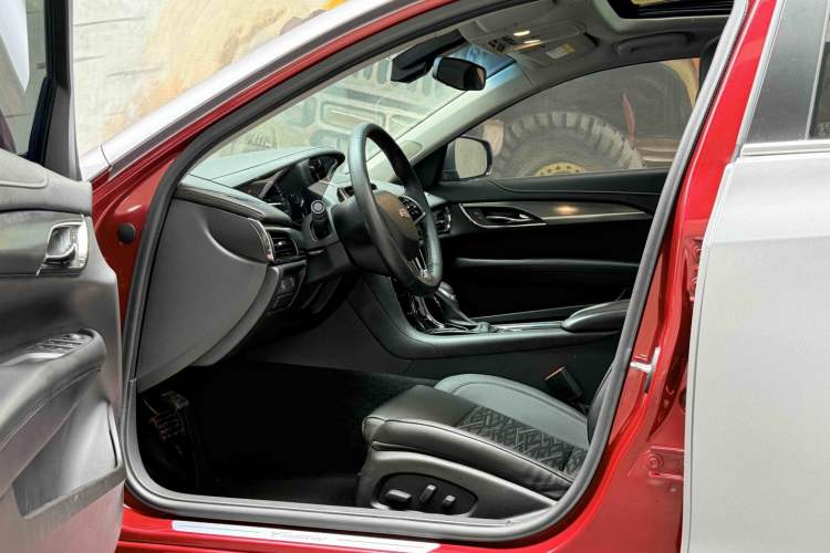 Used Cadillac ATS-L 2017 28T Tech Edition Interior 1