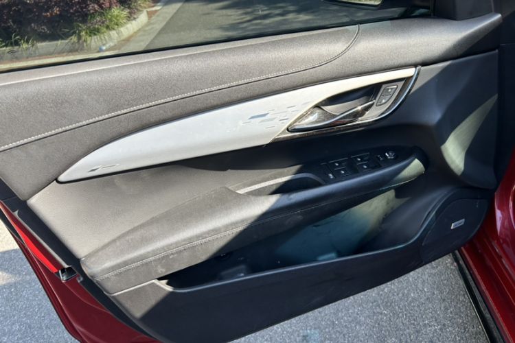 Used Cadillac ATS-L 2017 28T Fashion Edition Interior 2