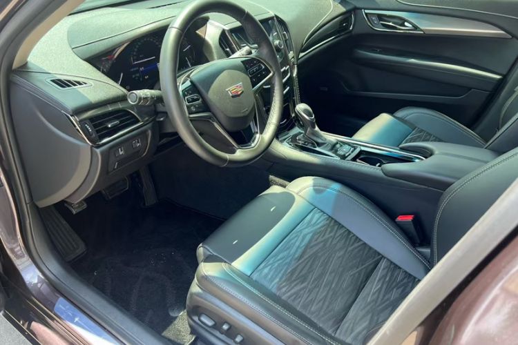 Used Cadillac ATS-L 2017 28T Tech Edition Interior 2
