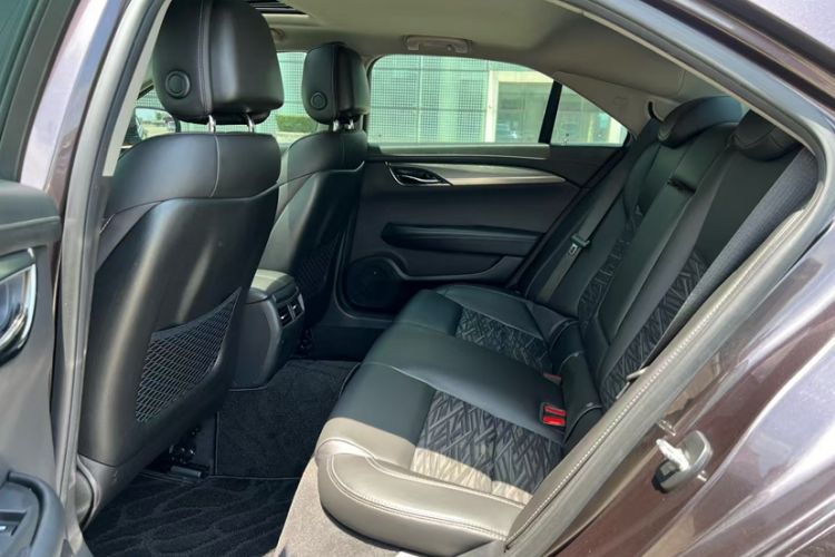 Used Cadillac ATS-L 2017 28T Tech Edition Interior 3