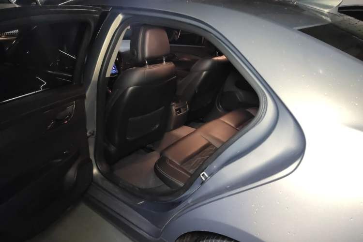 Used Cadillac ATS-L 2017 28T Tech Edition Left Rear Seat