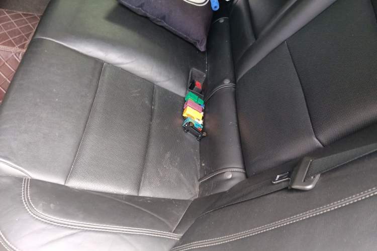 Used Cadillac ATS-L 2017 28T Fashion Edition Left Rear Seat
