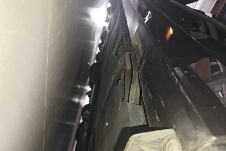 Used Cadillac ATS-L 2017 28T Fashion Edition Left Side Sill