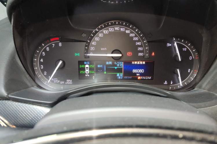 Used Cadillac ATS-L 2017 28T Tech Edition Odometer Close Up