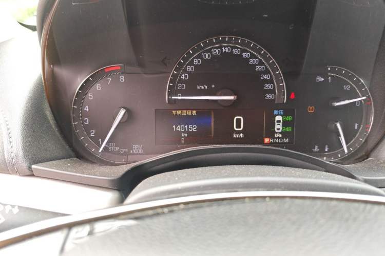 Used Cadillac ATS-L 2017 28T Fashion Edition Odometer Close Up