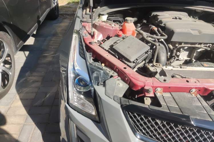 Used Cadillac ATS-L 2017 28T Fashion Edition Right Front Headlight
