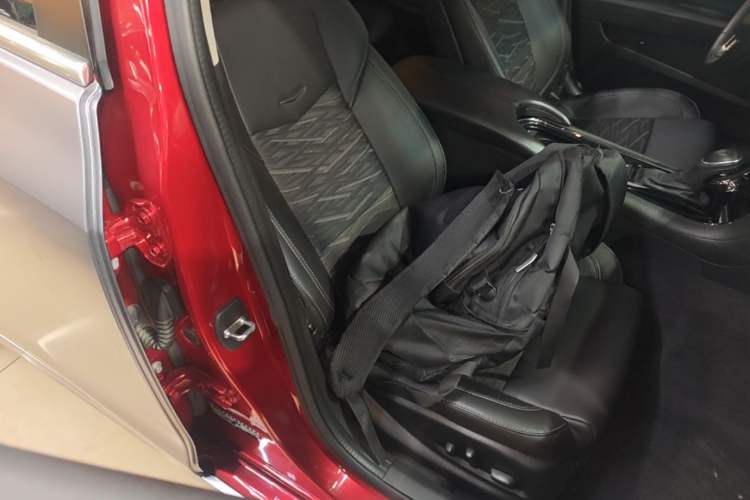 Used Cadillac ATS-L 2017 28T Tech Edition Right Front Seat